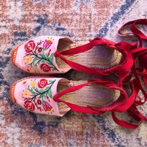 Cousu Main lace up espadrilles